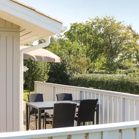 Vakantiehuis Guldkysten Mesinge